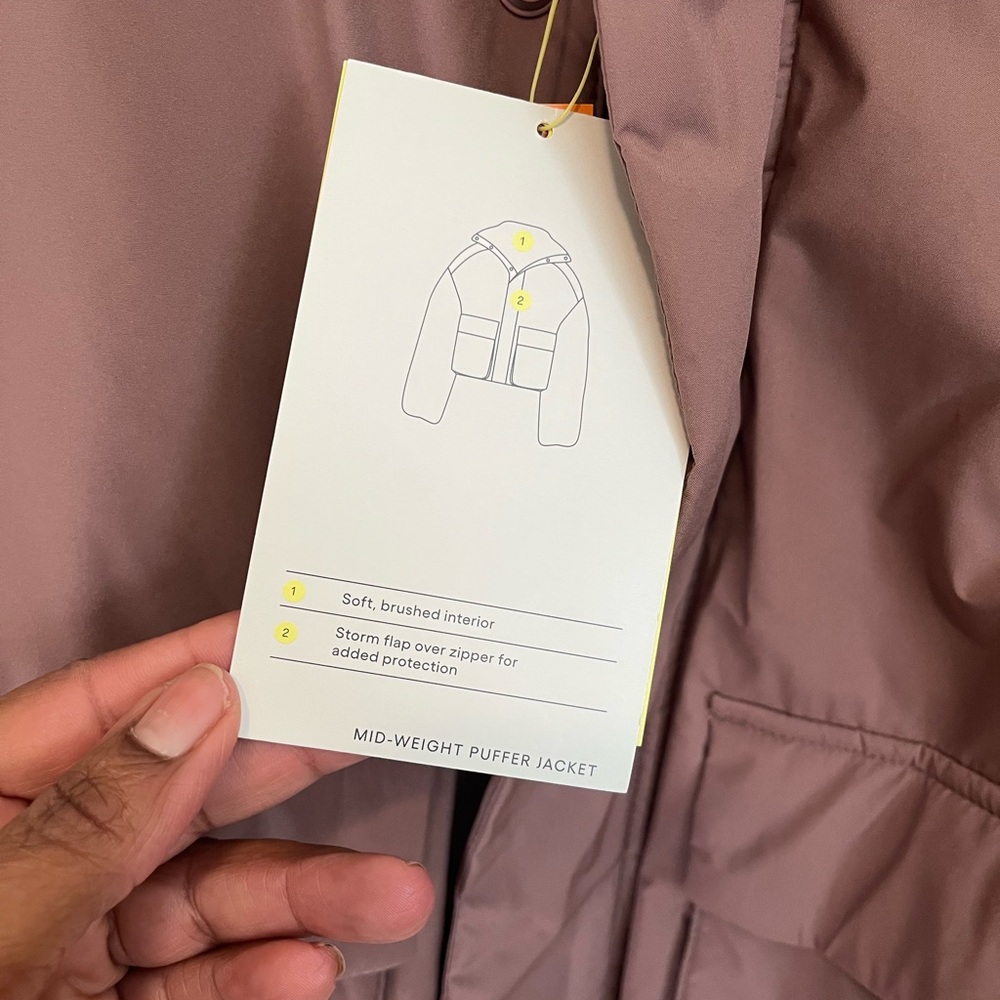 NWT All In Motion Mid-Weight Puffer Jacket Size L - Picture 9 of 12